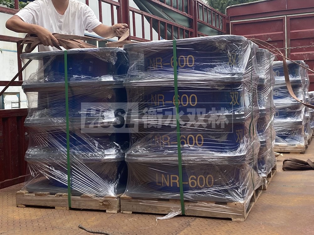 LNR600橡膠隔震支座廠家電話 建筑結(jié)構(gòu)隔震橡膠支座廠家 摩擦擺式隔震支座生產(chǎn)廠家