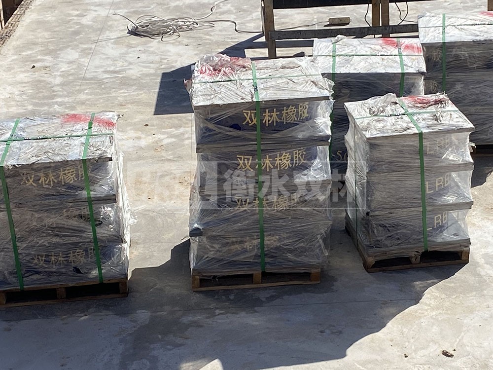 建筑橡膠隔震支座1型源頭工廠 建筑高阻尼建筑橡膠隔震支座 建筑水平力分散隔震支座生產廠家