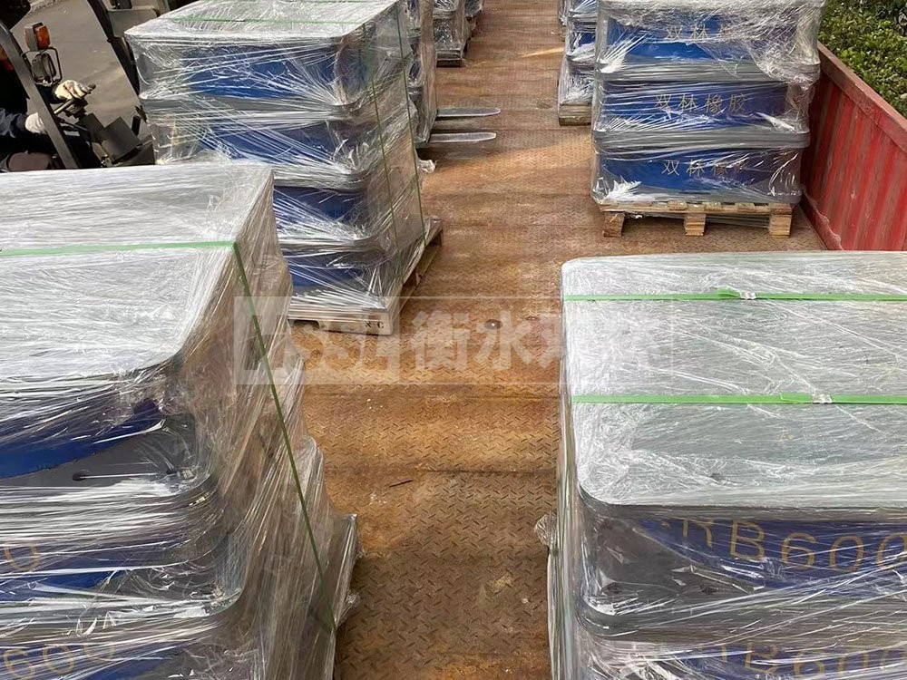 建筑隔震支座LNR700-Ⅱ生產(chǎn)廠家 建筑隔震支座商家 LNR400天然橡膠隔震支座生產(chǎn)廠家